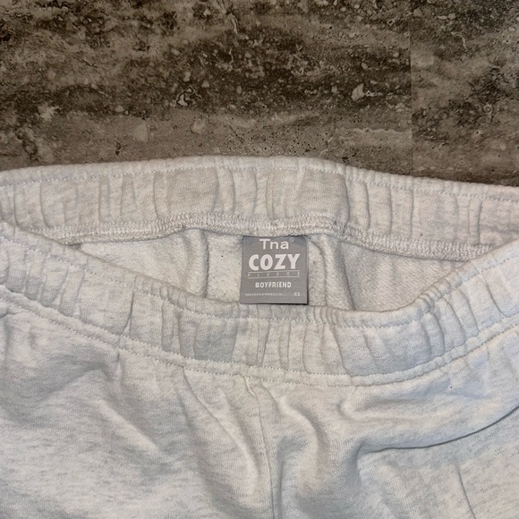 TNA cozy boyfriend sweatpants - Picture 2 of 3